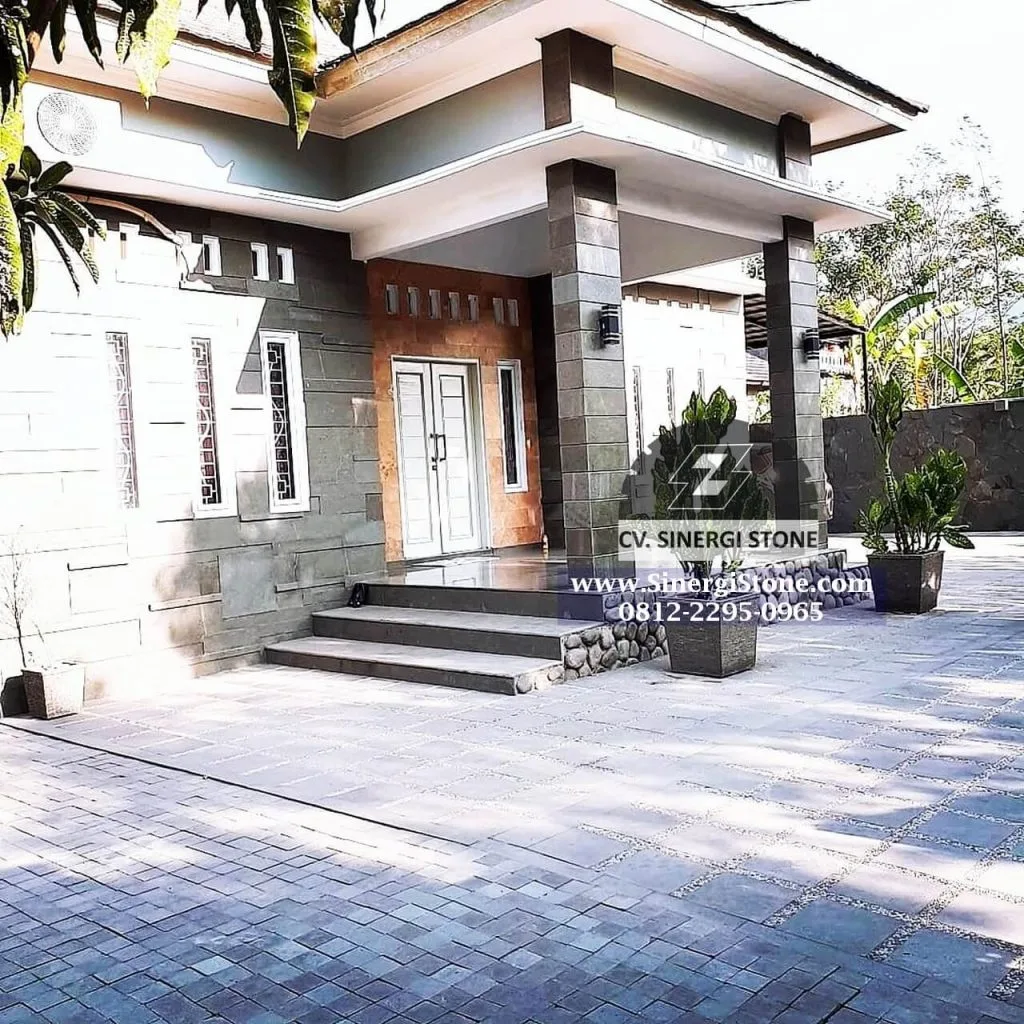 Gambar rumah batu andesit (milik owner cv.sinergistone)