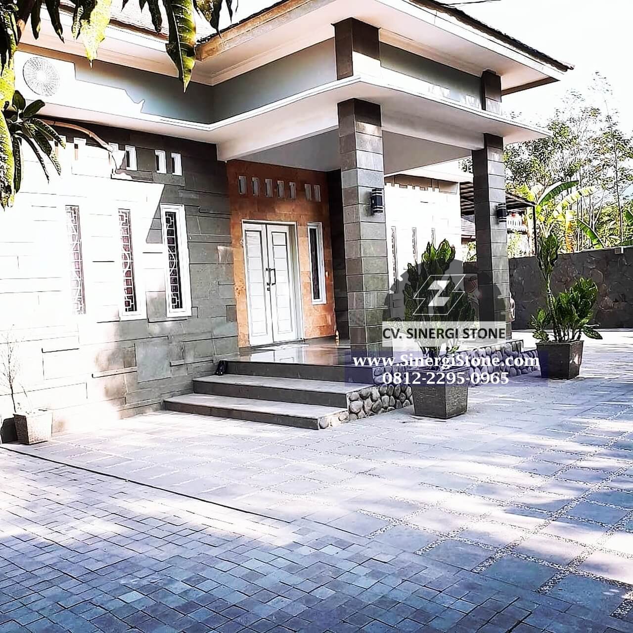 Jual Batu Andesit Murah Harga Pabrik Produsen Batu Alam 18 Gambar rumah batu andesit (milik owner cv.sinergistone)