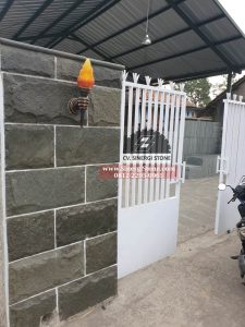 Jenis Batu Andesit Cirebon Jawa Barat untuk Dinding Pagar Rumah 2019