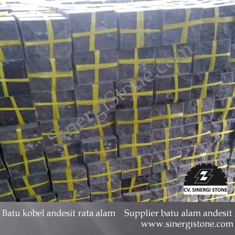 Jual Batu Kobel Andesit (Cobblestone) 3 cm & 5 cm Murah