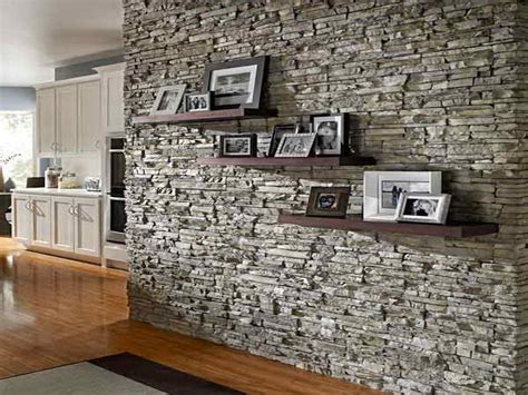 cara memasang batu alam di dinding