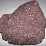 andesit porfiri merah