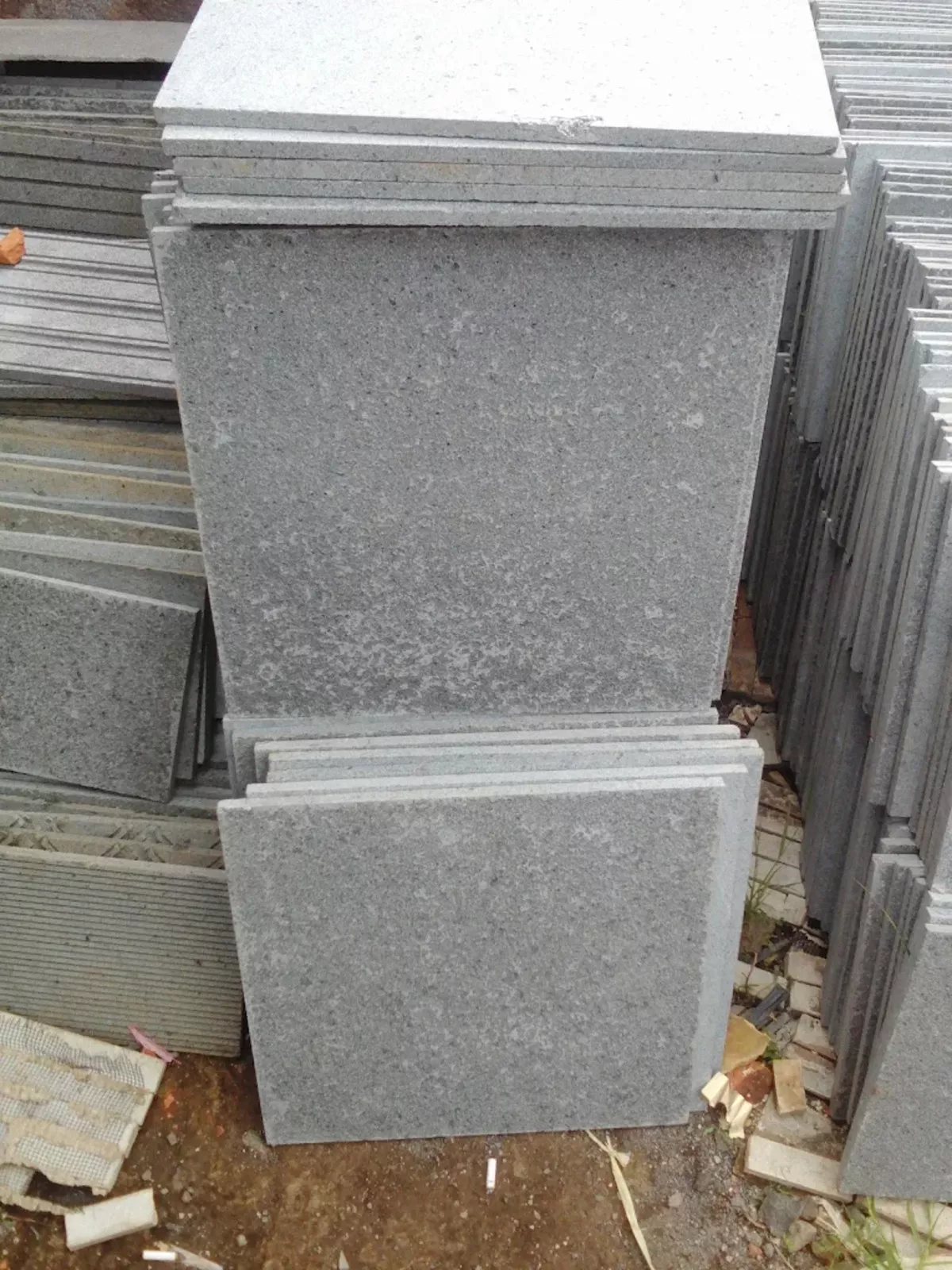 batu andesit bakar 80x80