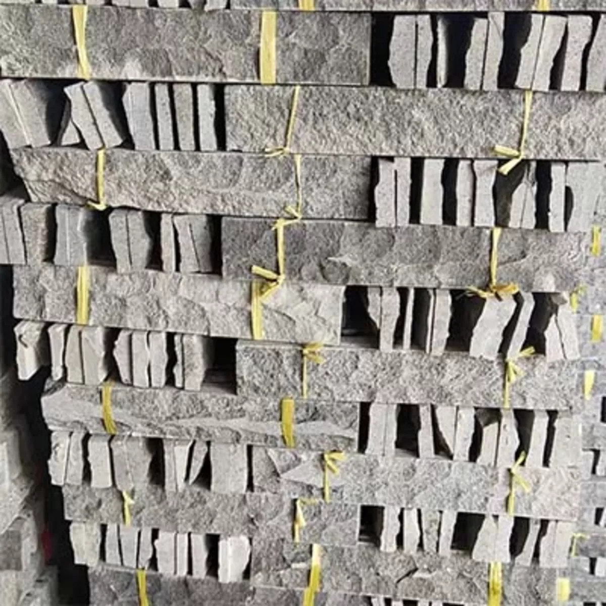 Batu Andesit Susun Sirih 5x30